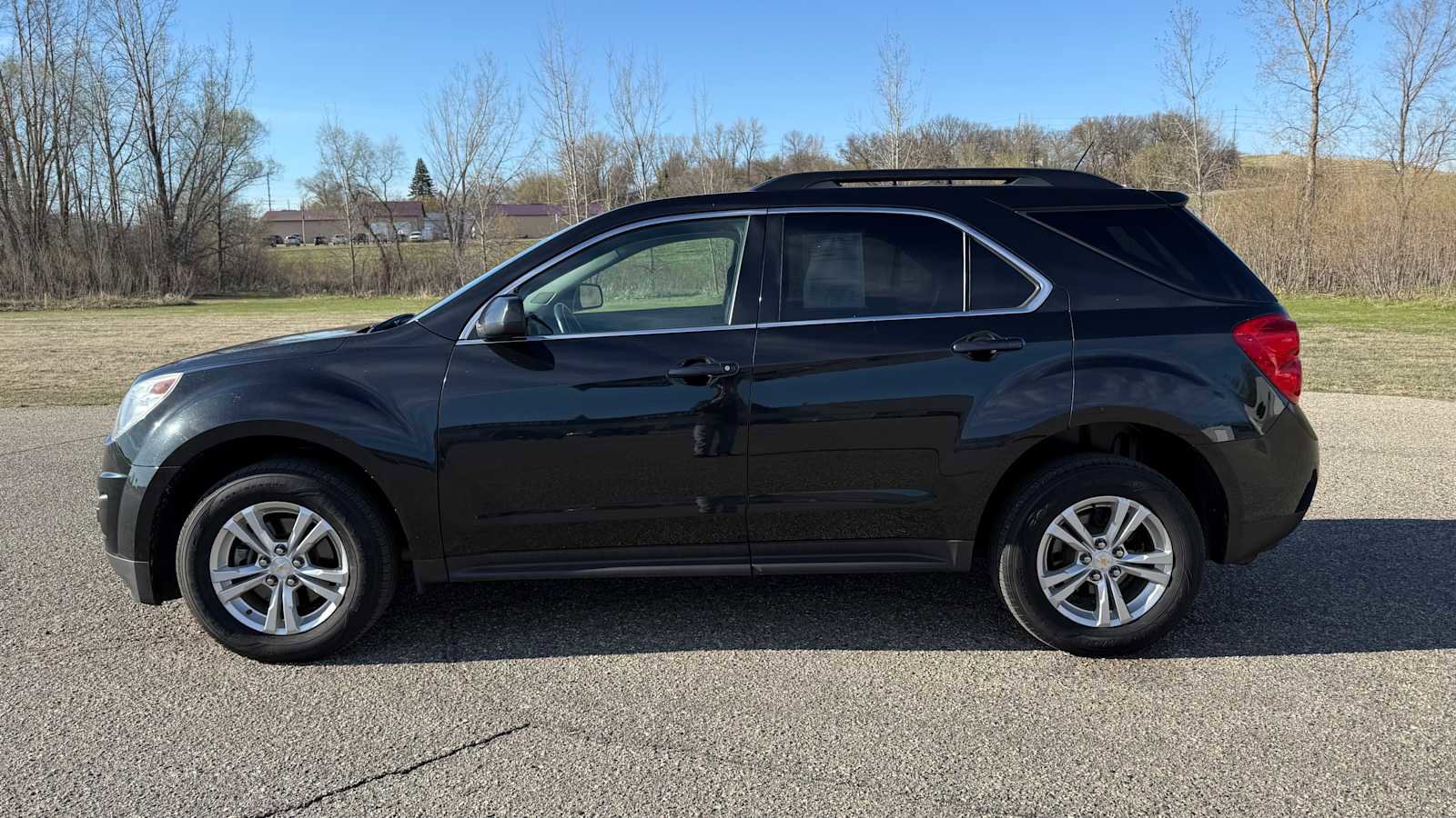Used 2015 Chevrolet Equinox LT w/ Driver Convenience Package AWD/4WD image 6