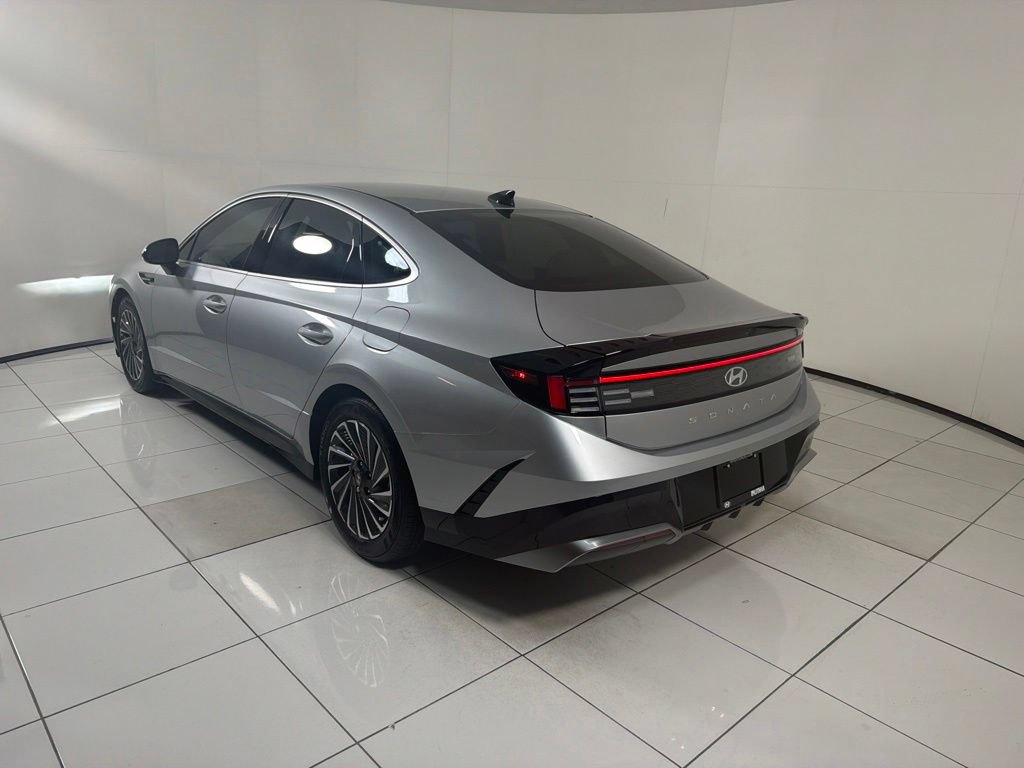 Certified 2025 Hyundai Sonata SEL FWD image 7