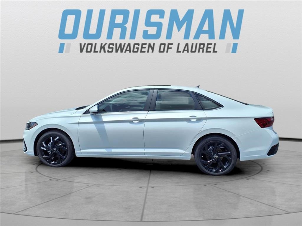 New 2026 Volkswagen Jetta SE image 6