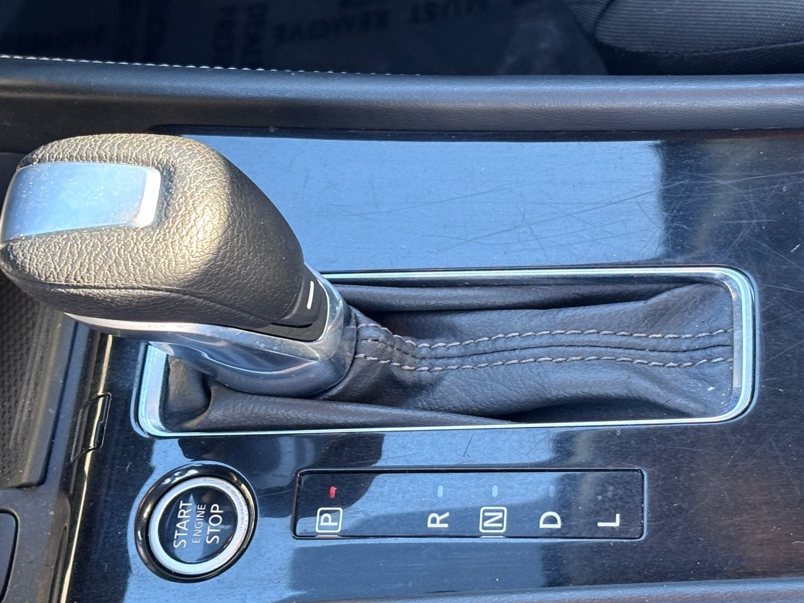 Used 2021 Nissan Kicks SV FWD image 33