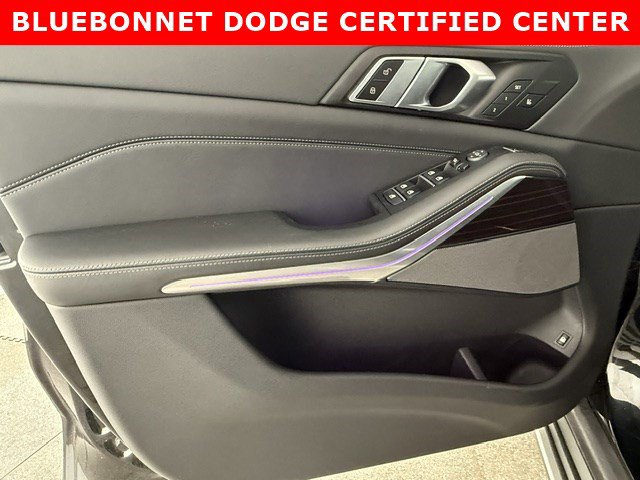 Used 2025 BMW X5 xDrive50e AWD/4WD image 8