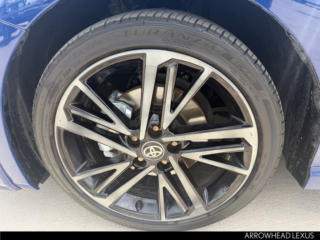 Used 2025 Toyota Camry XSE FWD image 10