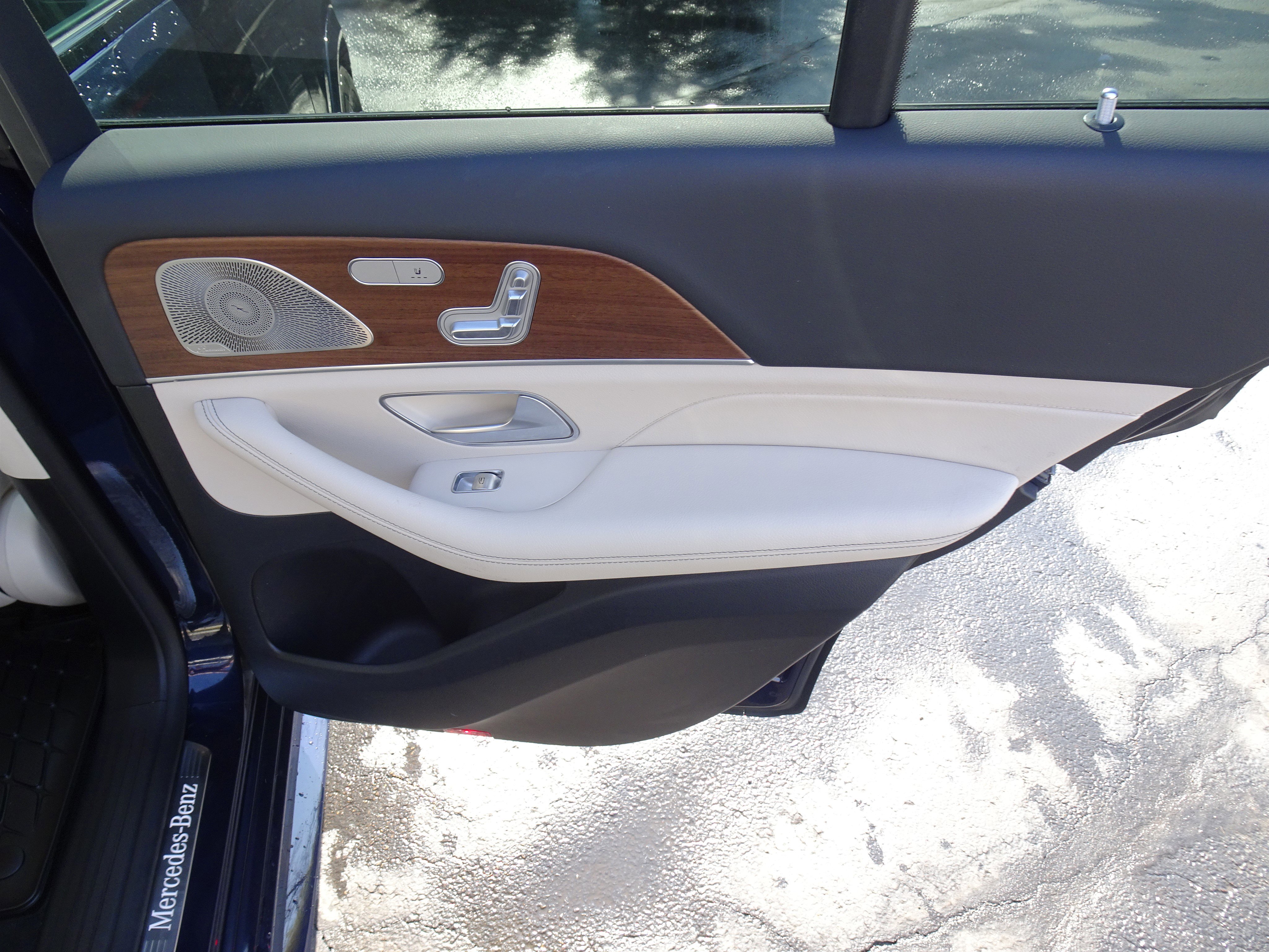 Used 2022 Mercedes-Benz GLE 450 4MATIC image 21