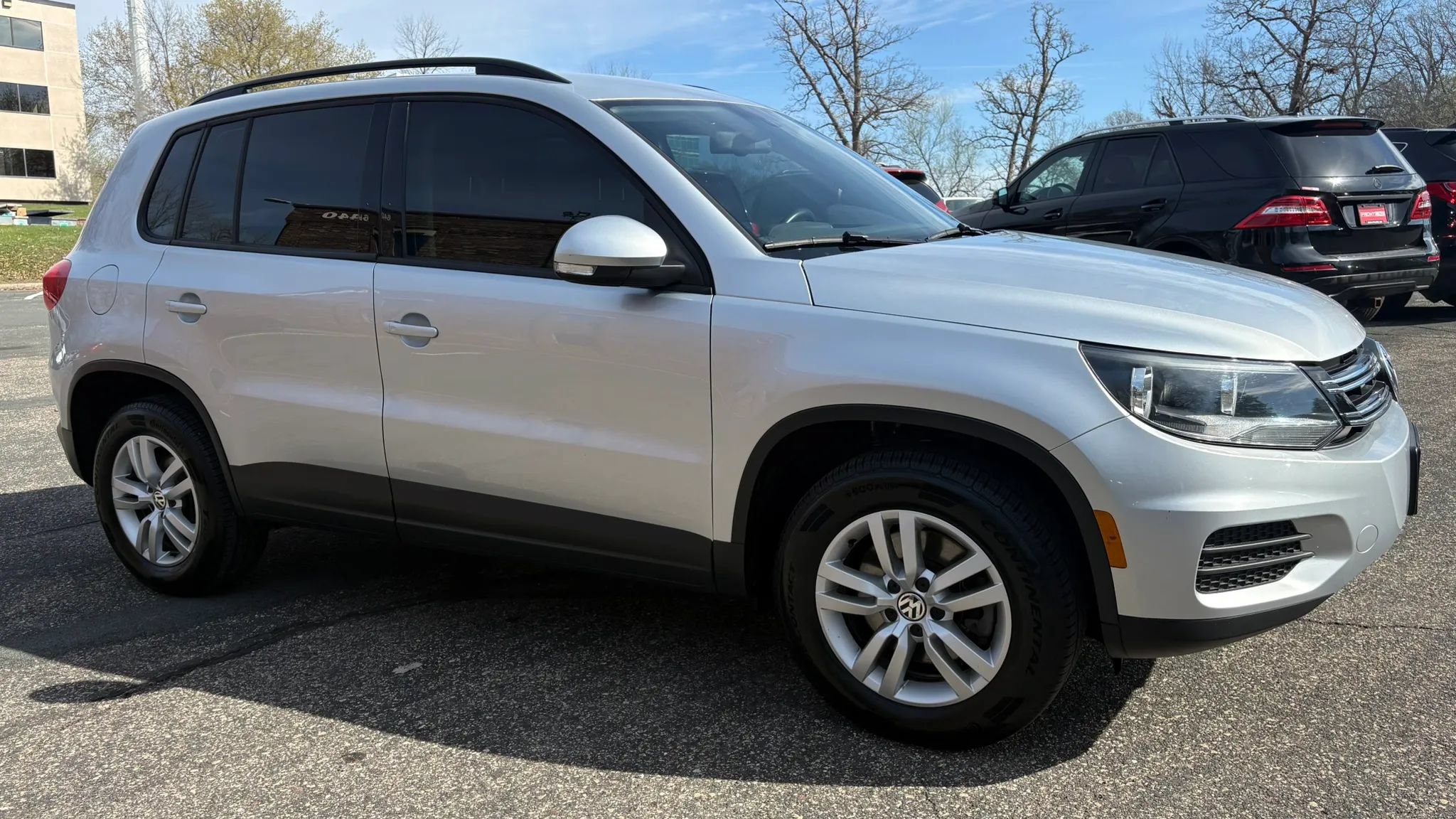 Used 2017 Volkswagen Tiguan S AWD/4WD image 12