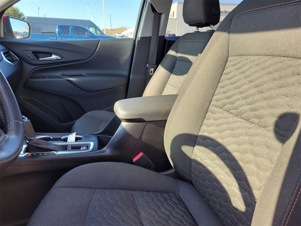 Used 2021 Chevrolet Equinox LT image 20