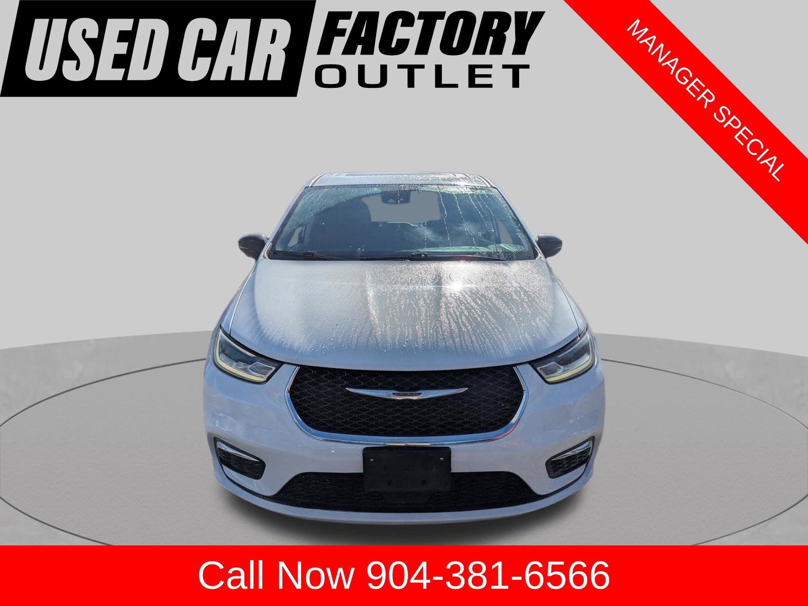 Used 2024 Chrysler Pacifica Limited FWD image 8