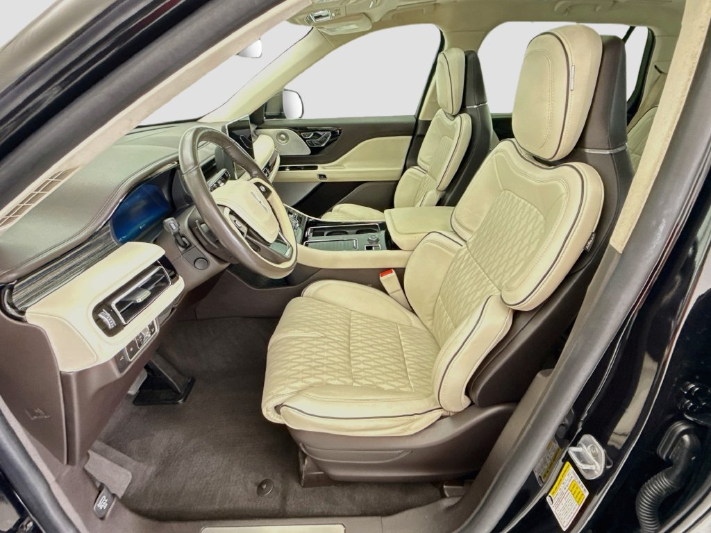 Used 2023 Lincoln Aviator Black Label w/ Dynamic Handling Package AWD/4WD image 18