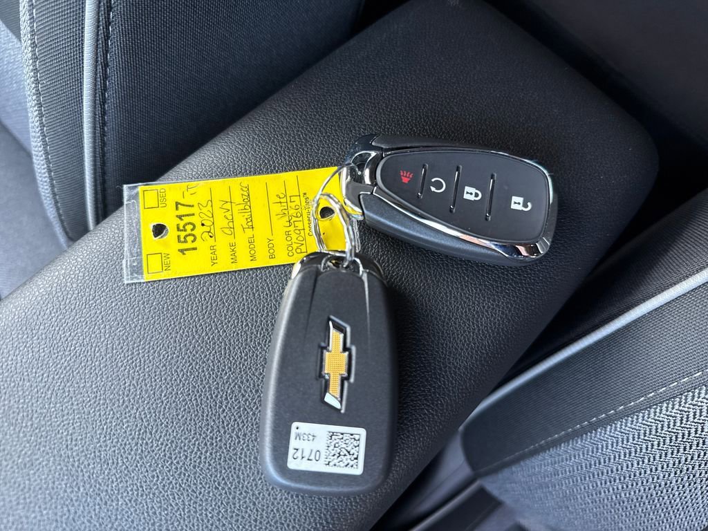 Used 2023 Chevrolet TrailBlazer LT AWD/4WD image 31