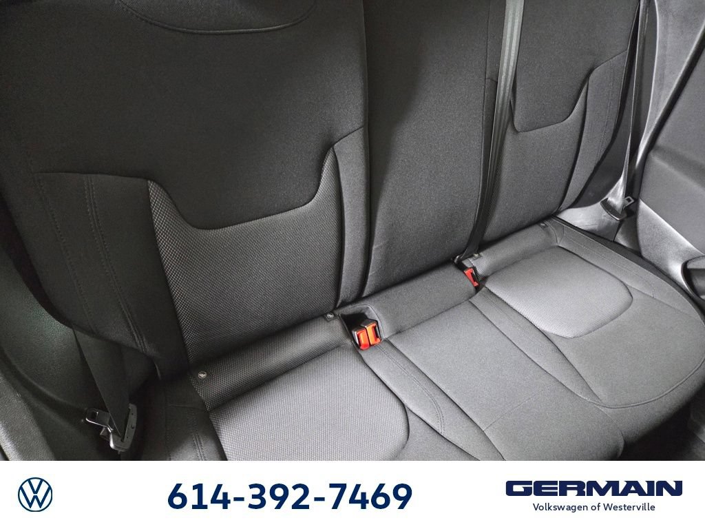 Used 2019 Jeep Renegade Sport FWD image 16