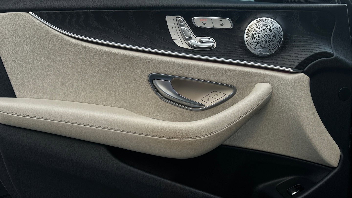 Used 2018 Mercedes-Benz E 300 image 44