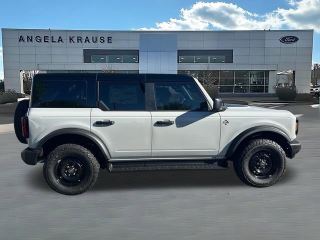 New 2026 Ford Bronco Outer Banks image 8