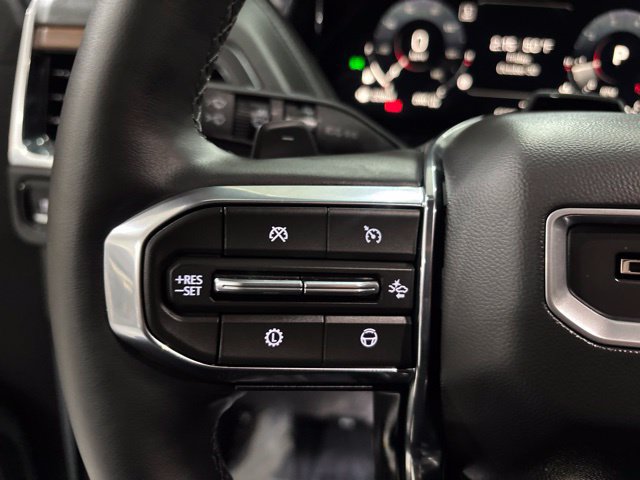 Used 2026 GMC Yukon Denali w/ Advanced Technology Package AWD/4WD image 26