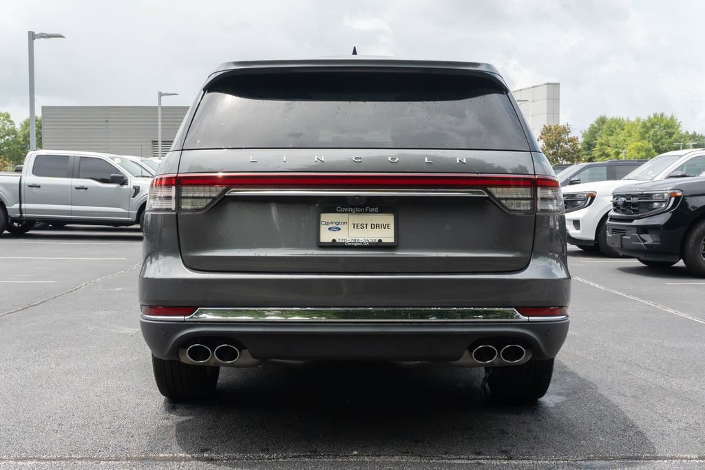 Used 2023 Lincoln Aviator Reserve RWD image 9