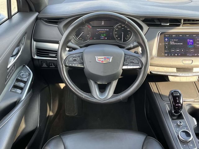 Used 2023 Cadillac XT4 Premium Luxury image 17