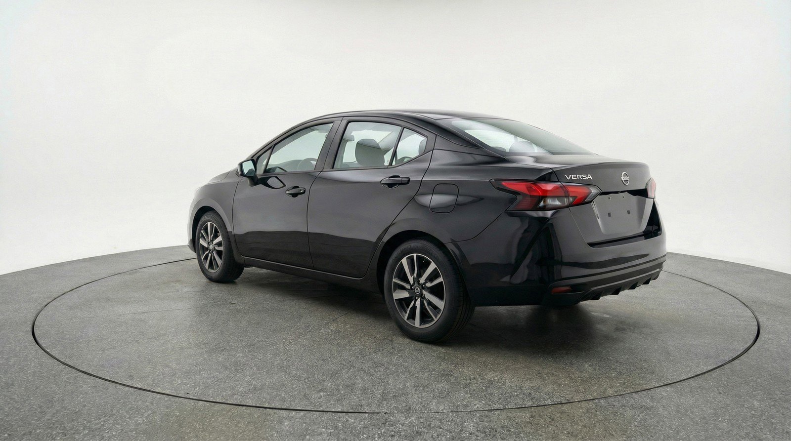 Used 2025 Nissan Versa SV FWD image 6