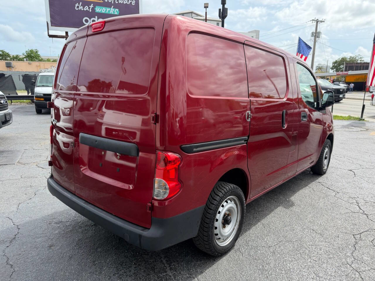 Used 2017 Nissan NV200 S image 5