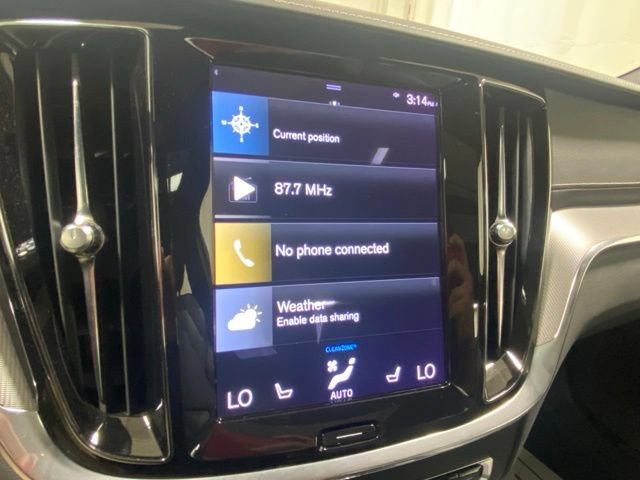 Used 2022 Volvo S60 T8 R-Design AWD/4WD image 18