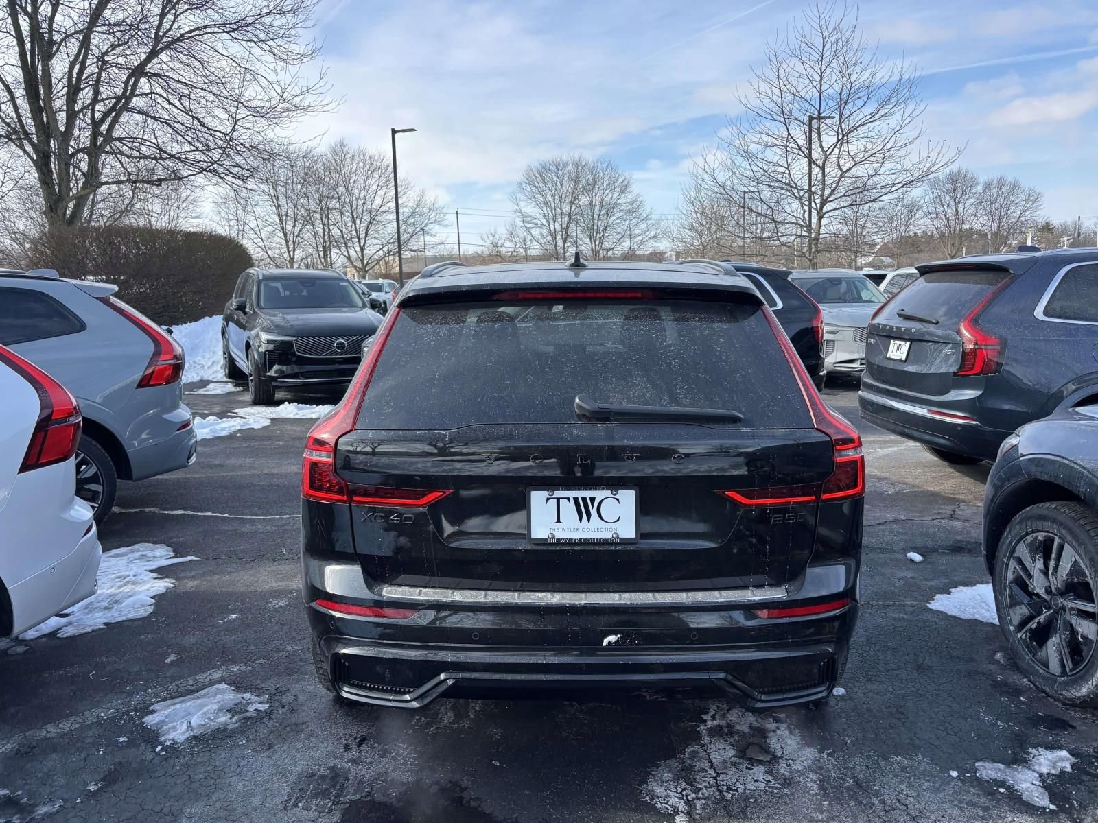 New 2026 Volvo XC60 B5 Ultra w/ Protection Package Premier image 5