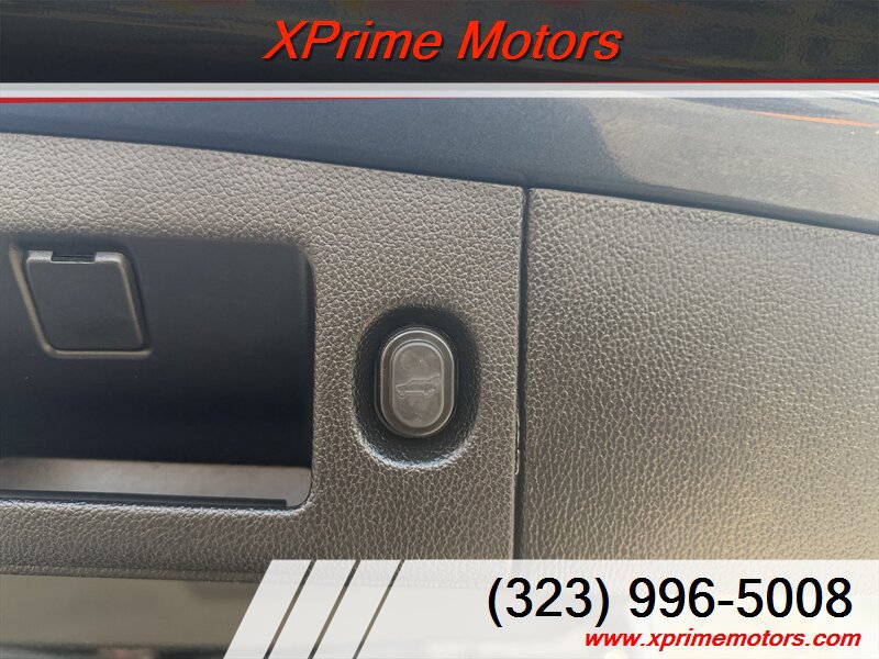 Used 2020 GMC Yukon SLT w/ Open Road Package RWD image 15