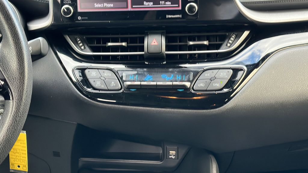 Used 2021 Toyota C-HR LE image 19