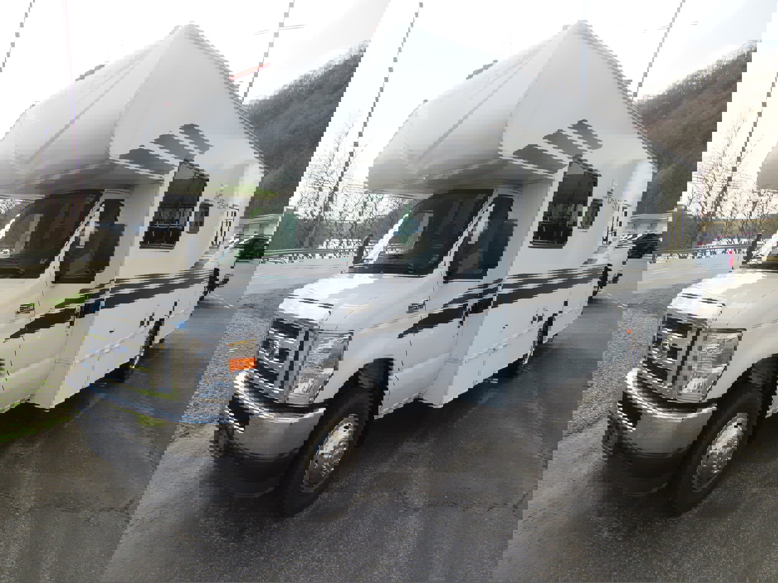 Used 2021 Ford E-350 and Econoline 350 Super Duty w/ Motorhome Prep Package video 3