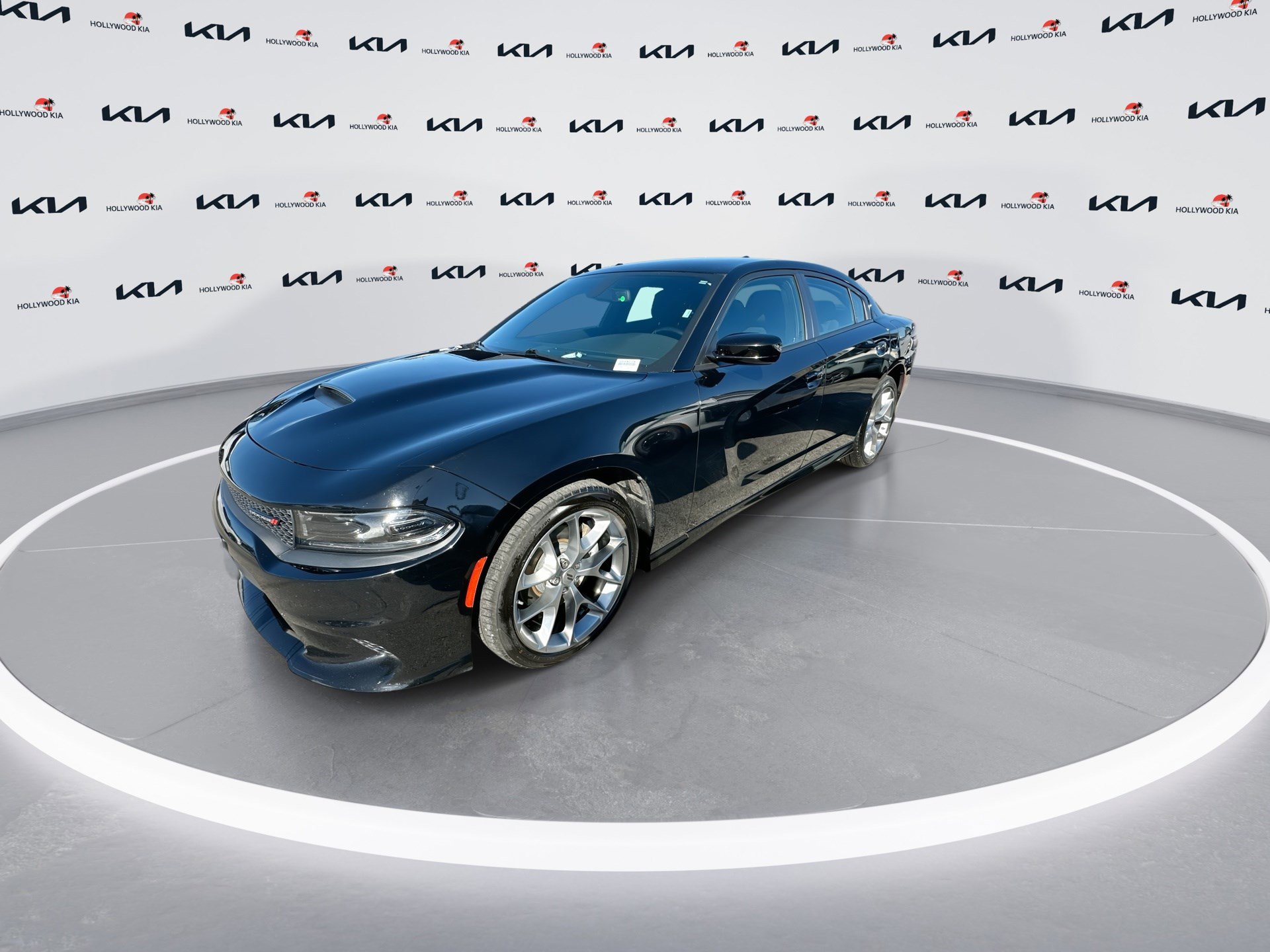 Used 2023 Dodge Charger GT image 4
