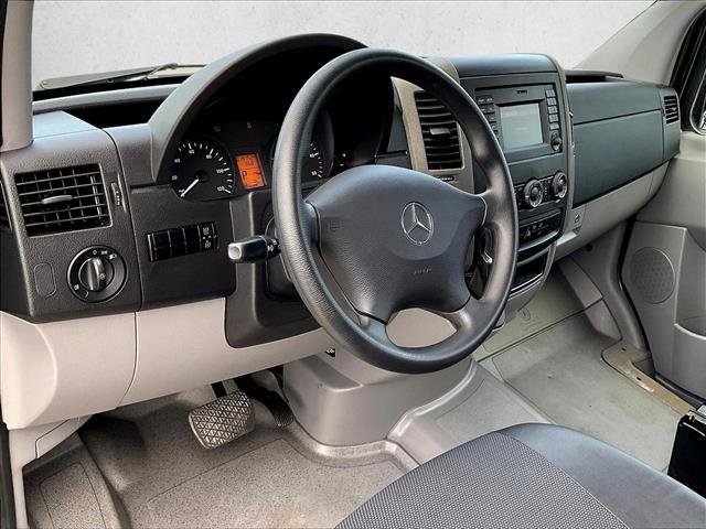 Used 2016 Mercedes-Benz Sprinter 2500 image 13