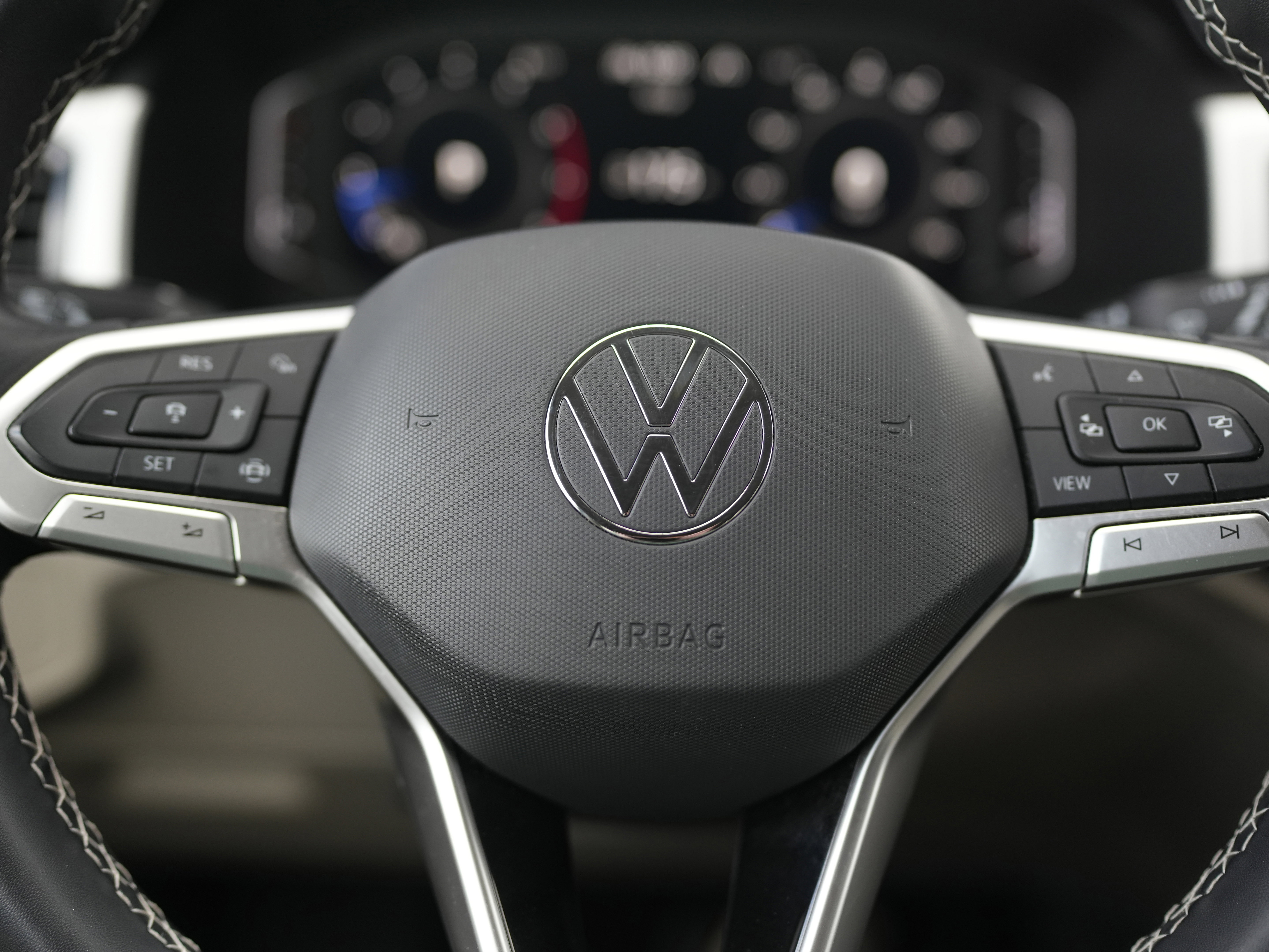 Certified 2022 Volkswagen Atlas SE w/ Black Wheel Package image 20