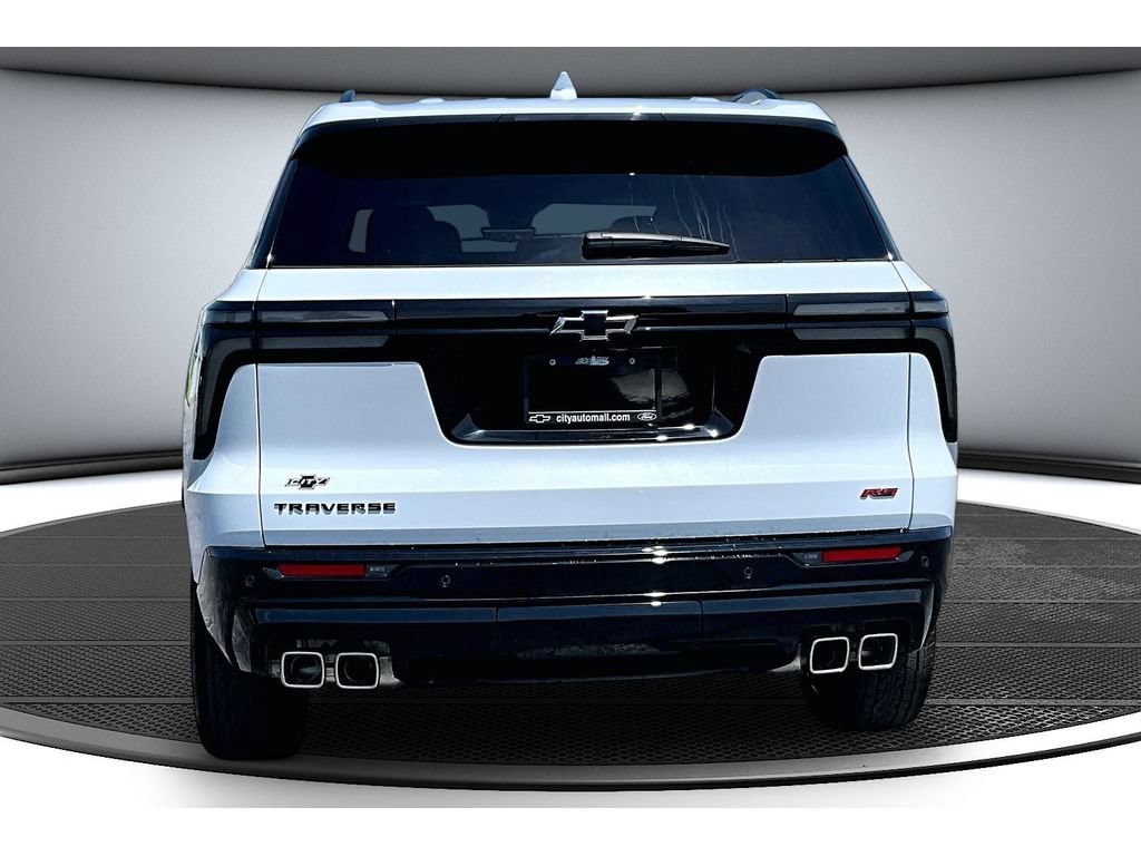 New 2026 Chevrolet Traverse RS w/ LPO, Floor Liner Package FWD image 6