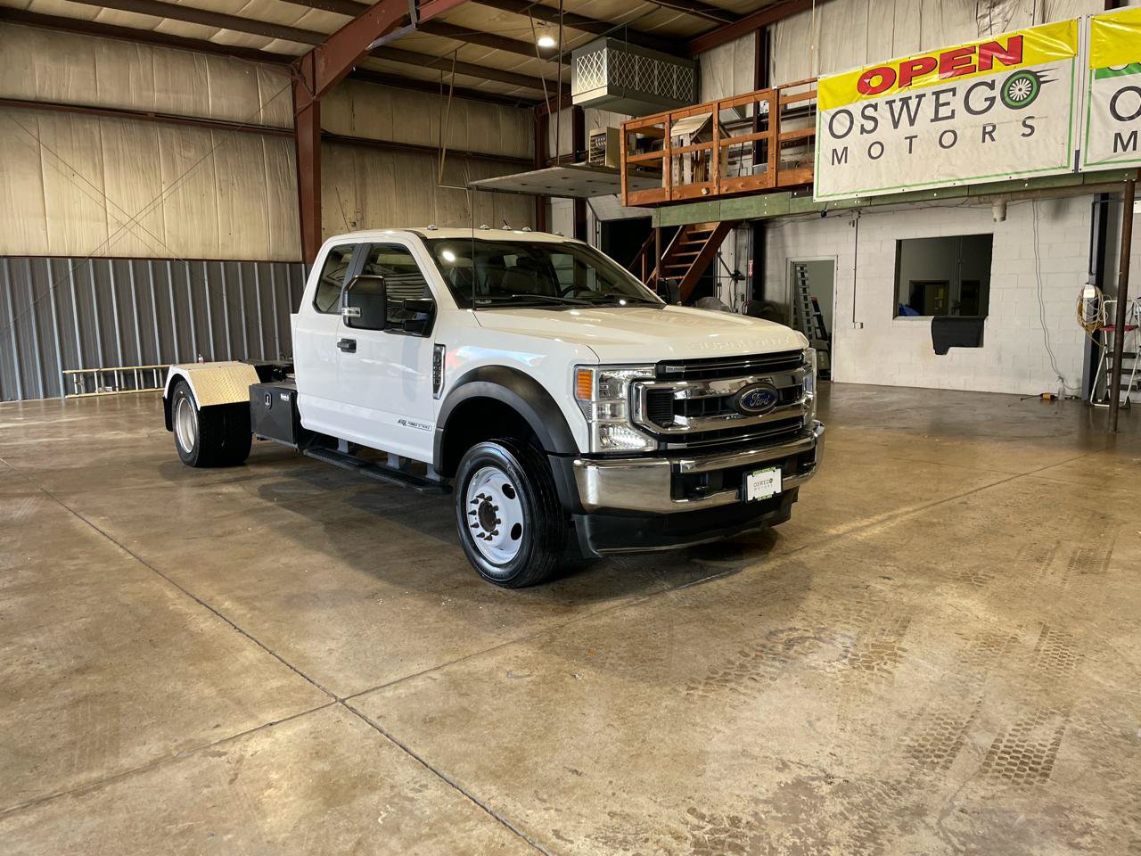 Used 2022 Ford F450 XL w/ Power Equipment Group RWD image 5