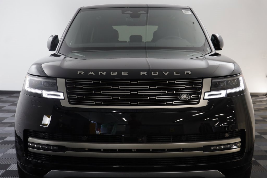 New 2025 Land Rover Range Rover SE image 24