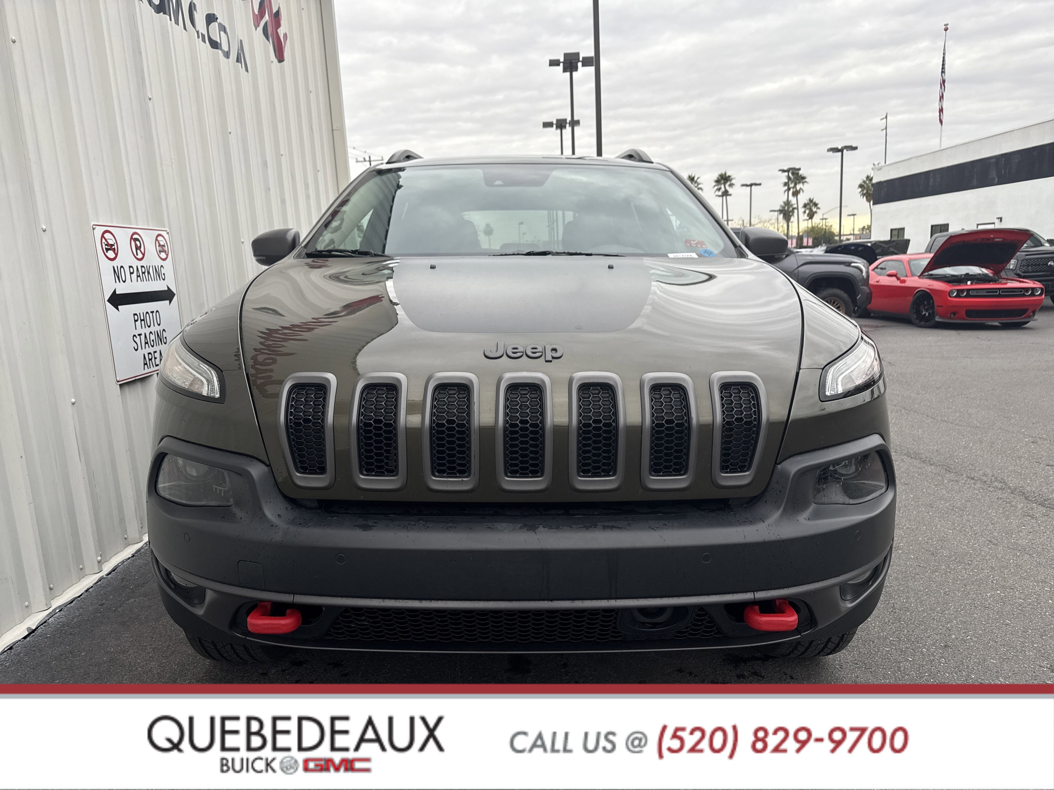 Used 2016 Jeep Cherokee Trailhawk w/ Comfort/Convenience Group image 6