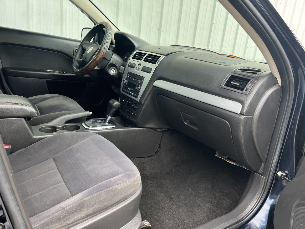 Used 2009 Mercury Milan image 15