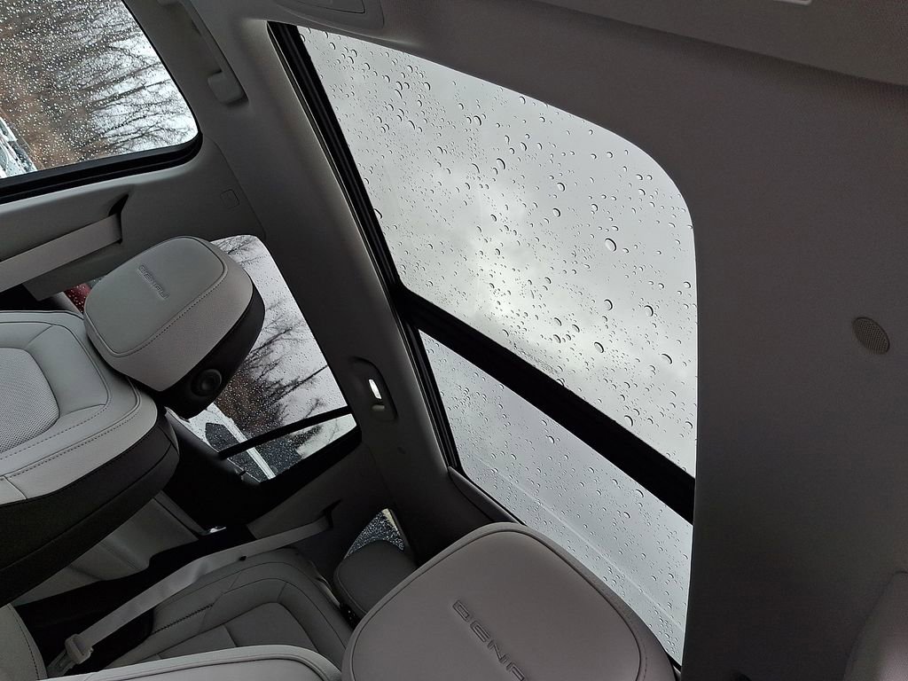 Used 2026 GMC Terrain Denali w/ LPO, Floor Liner Package image 16