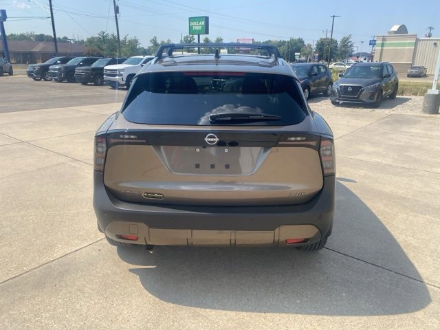 New 2026 Nissan Kicks SV w/ SV Premium Package image 5