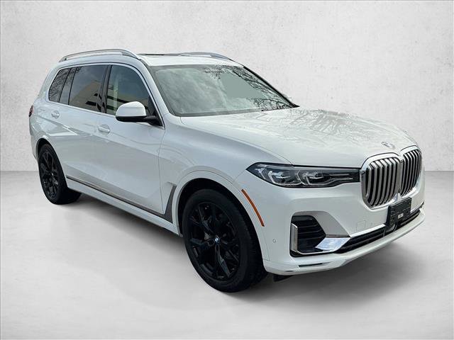 Used 2022 BMW X7 xDrive40i w/ Executive Package video 3