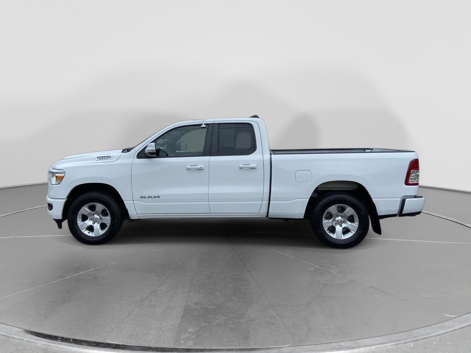 Used 2022 RAM 1500 Big Horn AWD/4WD image 2