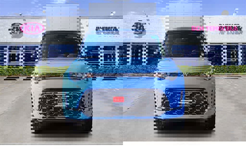 Certified 2024 Kia Soul GT-Line image 2