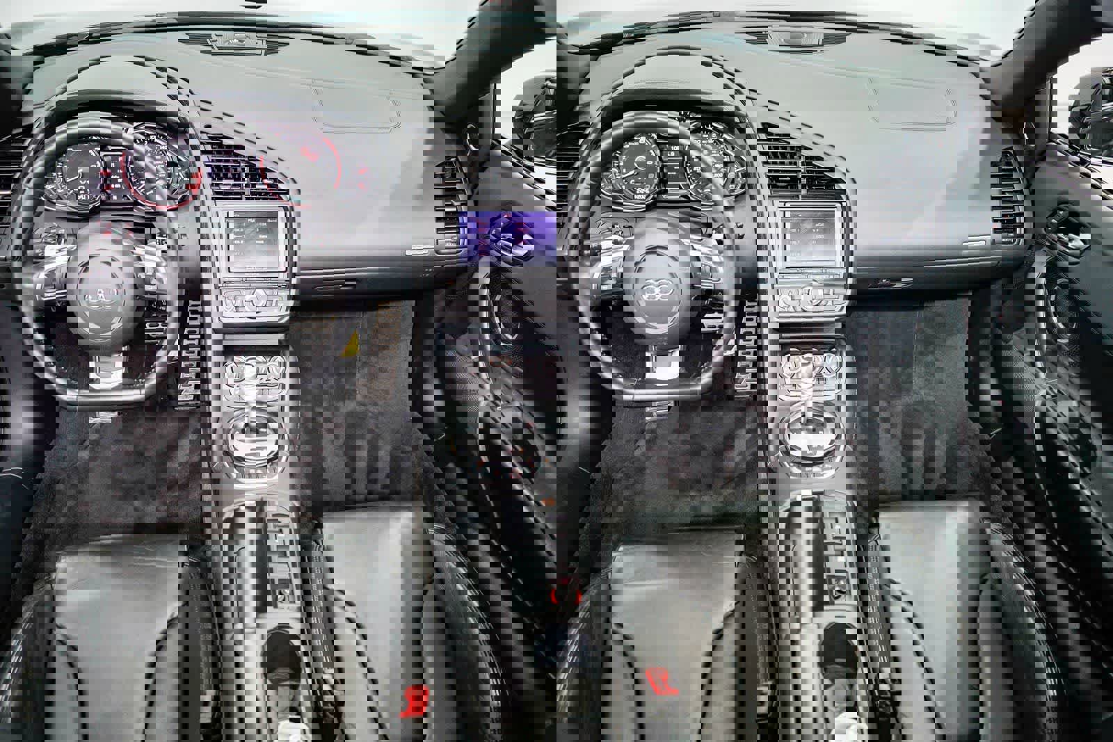 Used 2011 Audi R8 V10 image 23