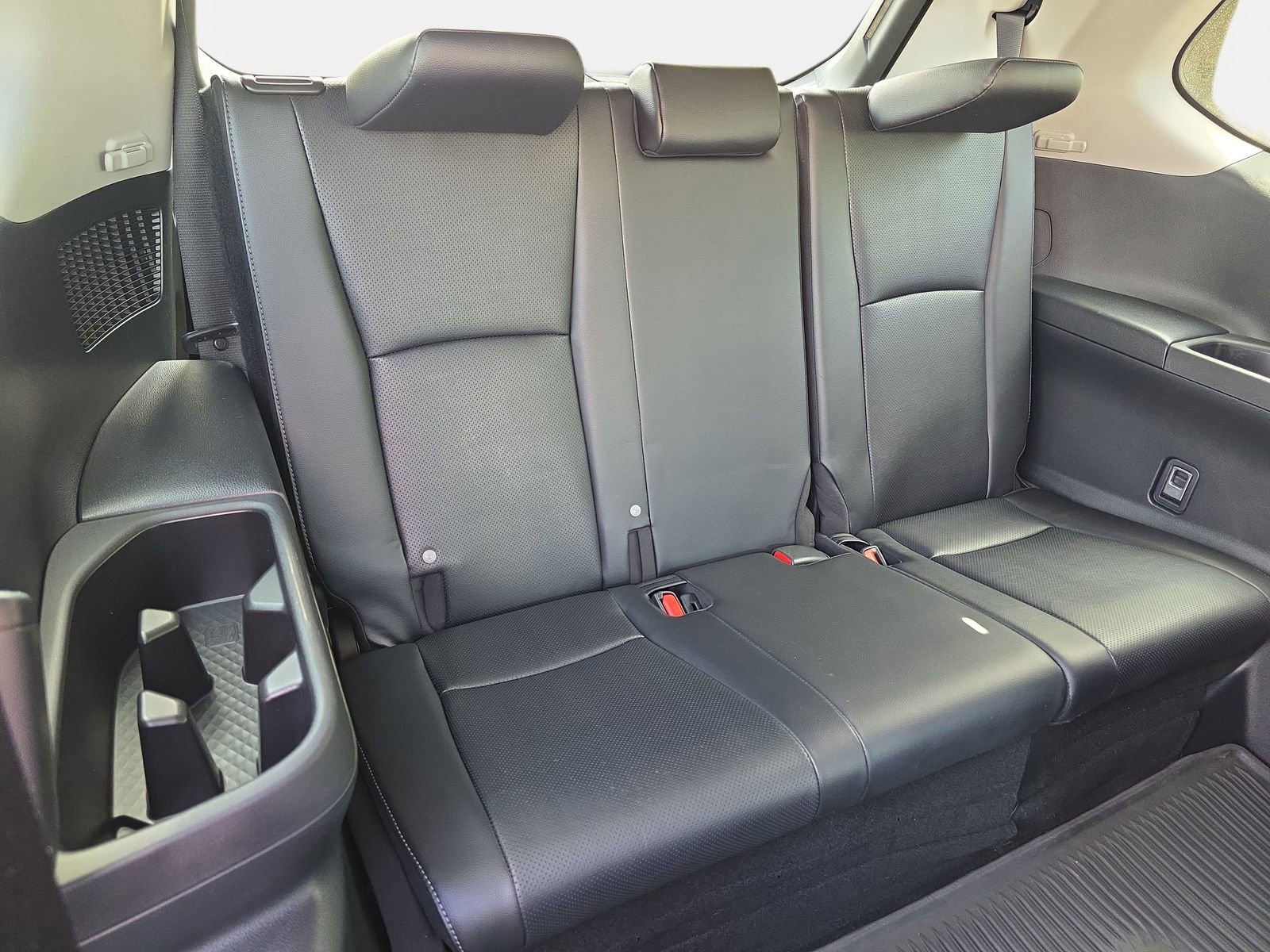 Used 2024 Toyota Grand Highlander AWD image 12