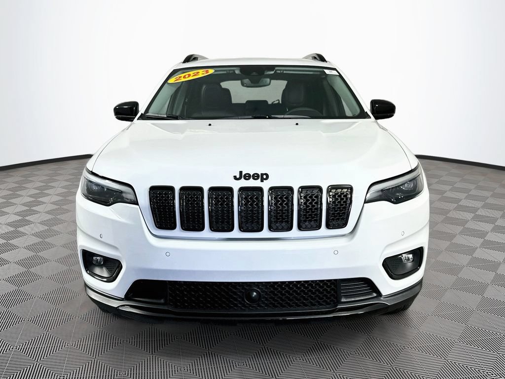 Certified 2023 Jeep Cherokee Altitude Lux AWD/4WD image 4