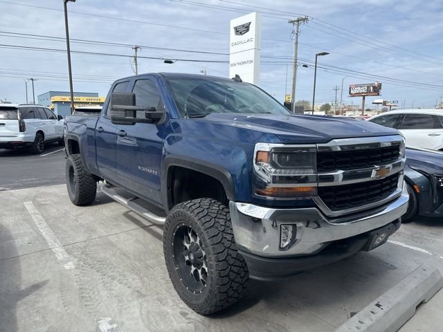 Used 2016 Chevrolet Silverado 1500 LT w/ All Star Edition image 4