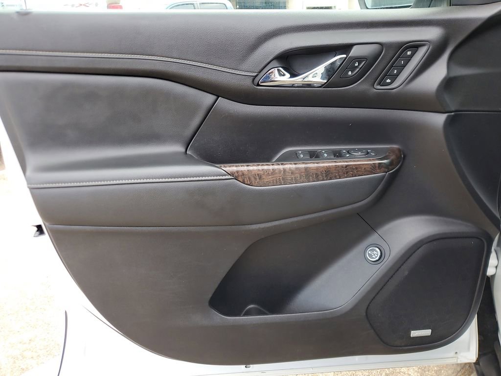 Used 2023 GMC Acadia Denali image 19