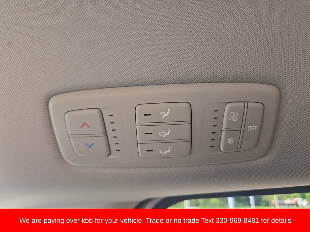 Used 2024 Kia Carnival LX FWD image 32