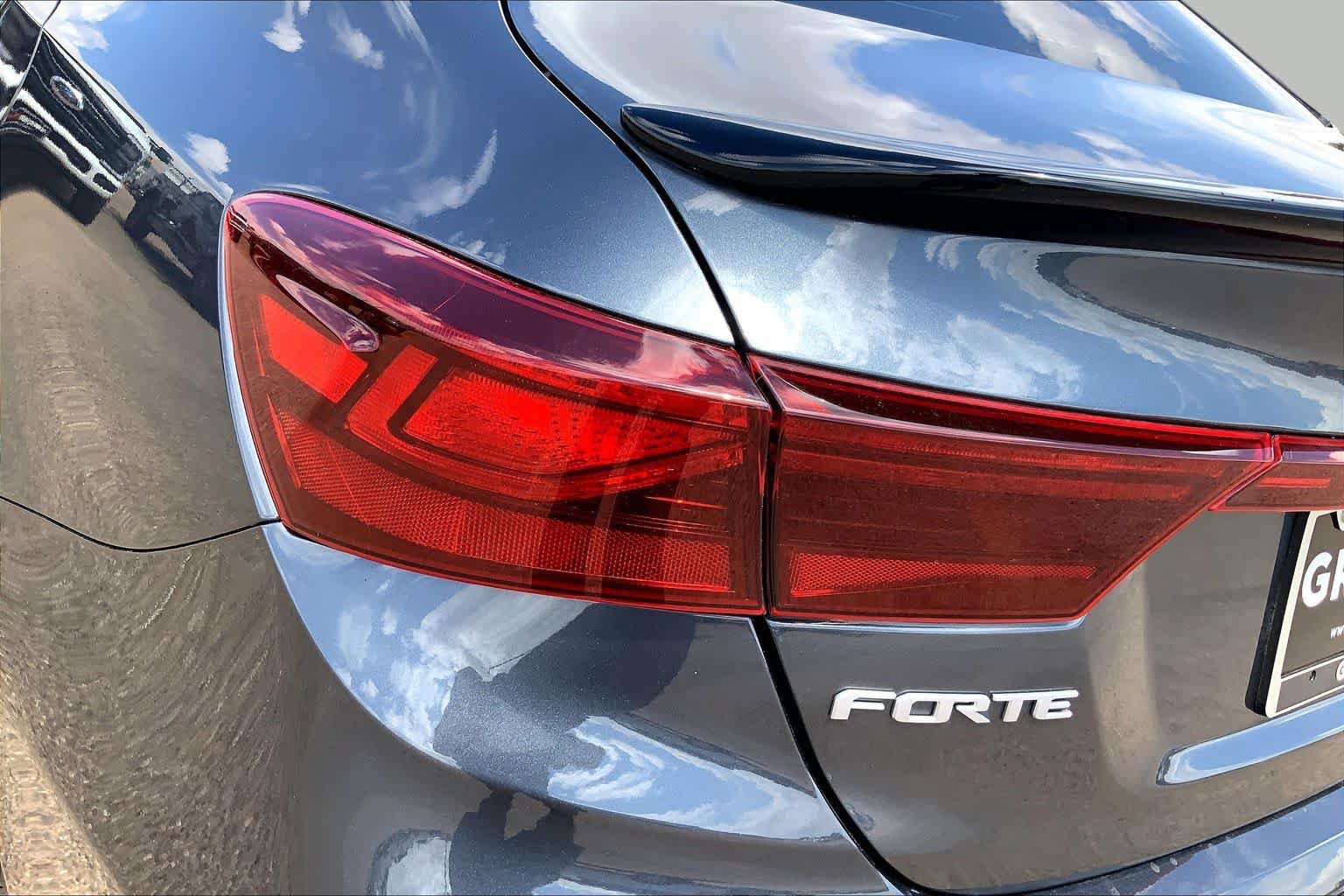 Certified 2023 Kia Forte LXS w/ LXS Technology Package FWD image 30