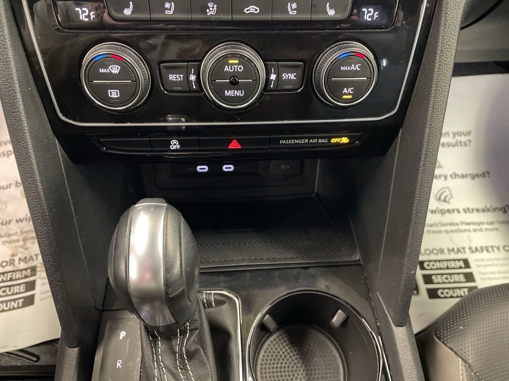 Used 2021 Volkswagen Atlas SEL Premium AWD/4WD image 28