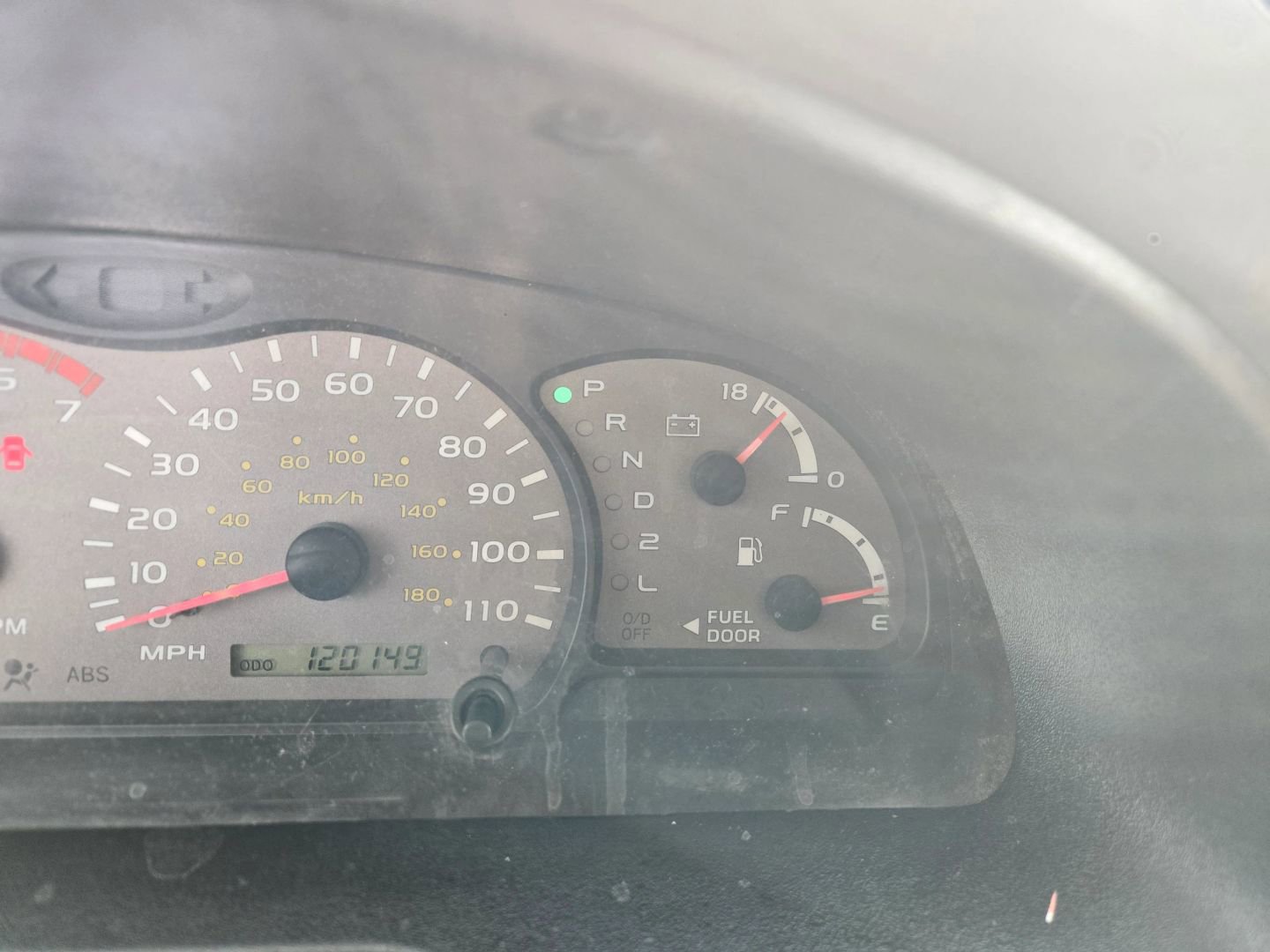 Used 2003 Toyota Sequoia SR5 image 21