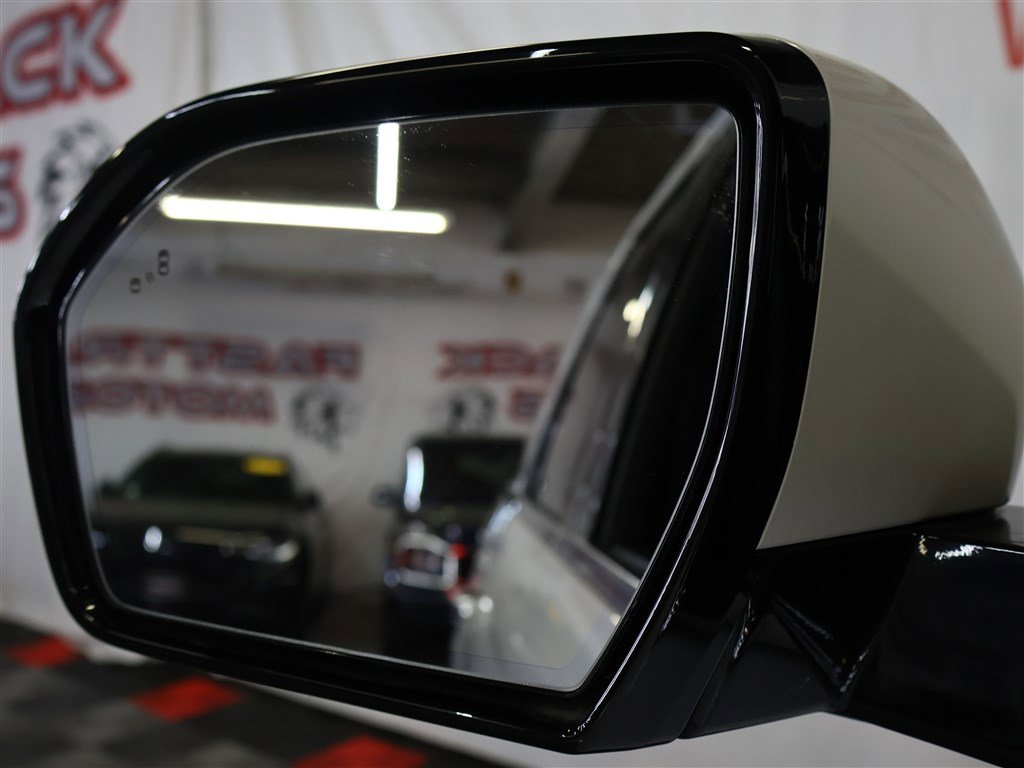 Used 2020 Ford Expedition Limited w/ Special Edition Package image 20