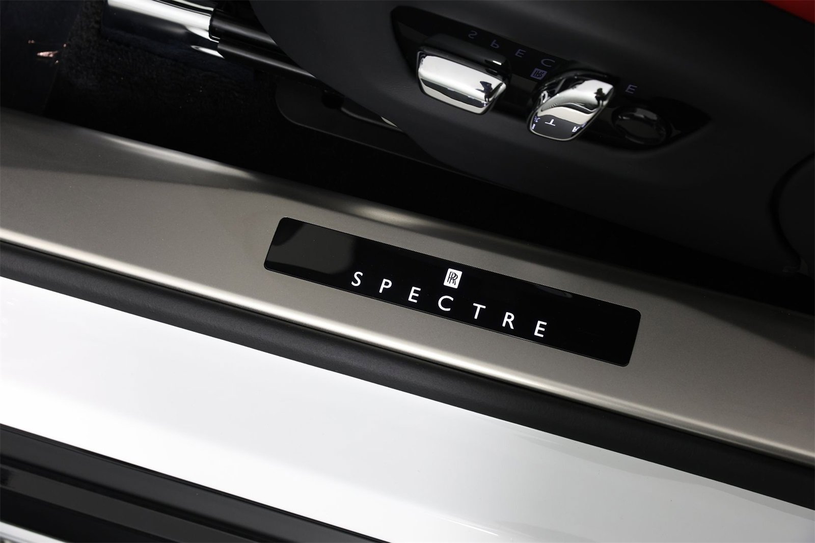 New 2025 Rolls-Royce Spectre w/ Spectre Launch Package image 31