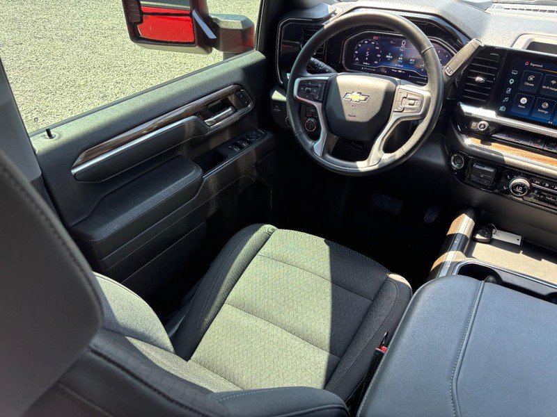 Used 2024 Chevrolet Silverado 2500 LT AWD/4WD image 13